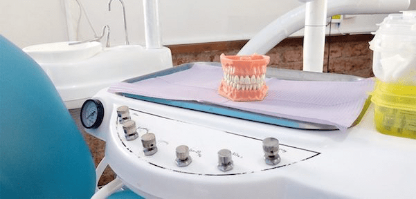 Prótesis dentales removibles, como cuidarlas y mantenerlas